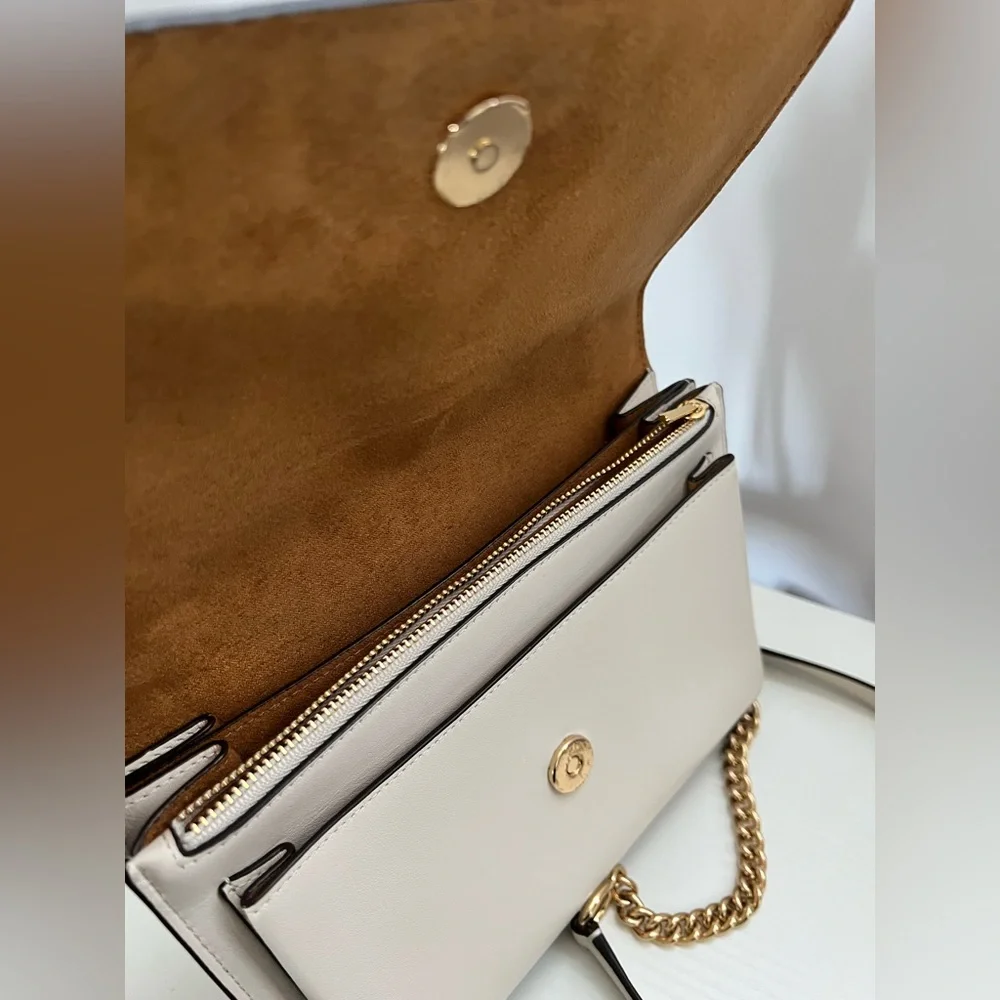 Coach Quilted Leather Shoulder Bag in Chalk White with Gold Chain - Picture 5 of 12